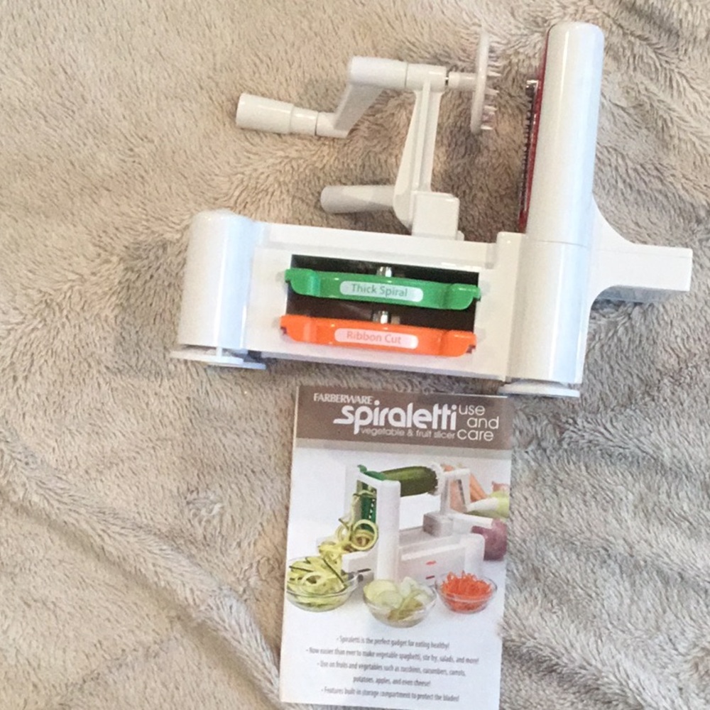 Farberware Spiraletti Vegetable & Fruit Slicer